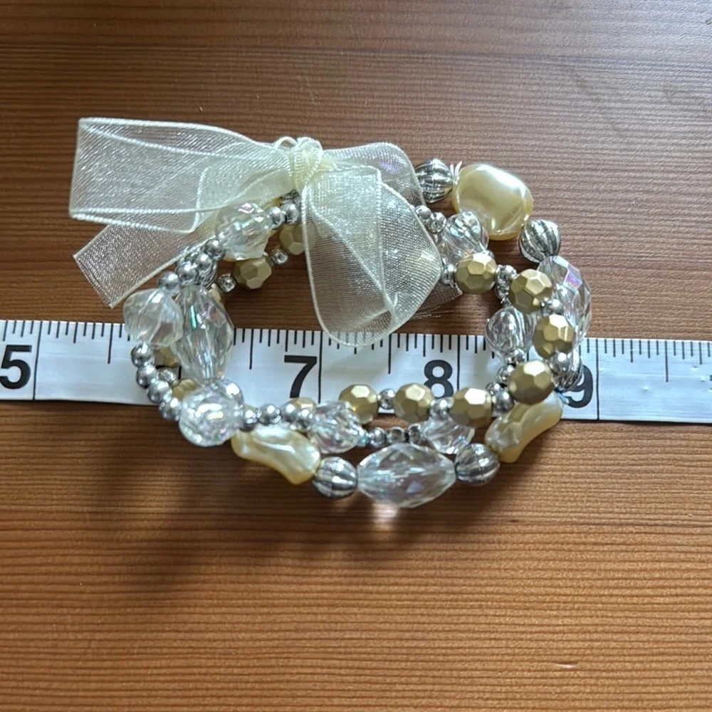 Elegant Gold and Silver Beaded Bracelet Set - Picture 5 of 5